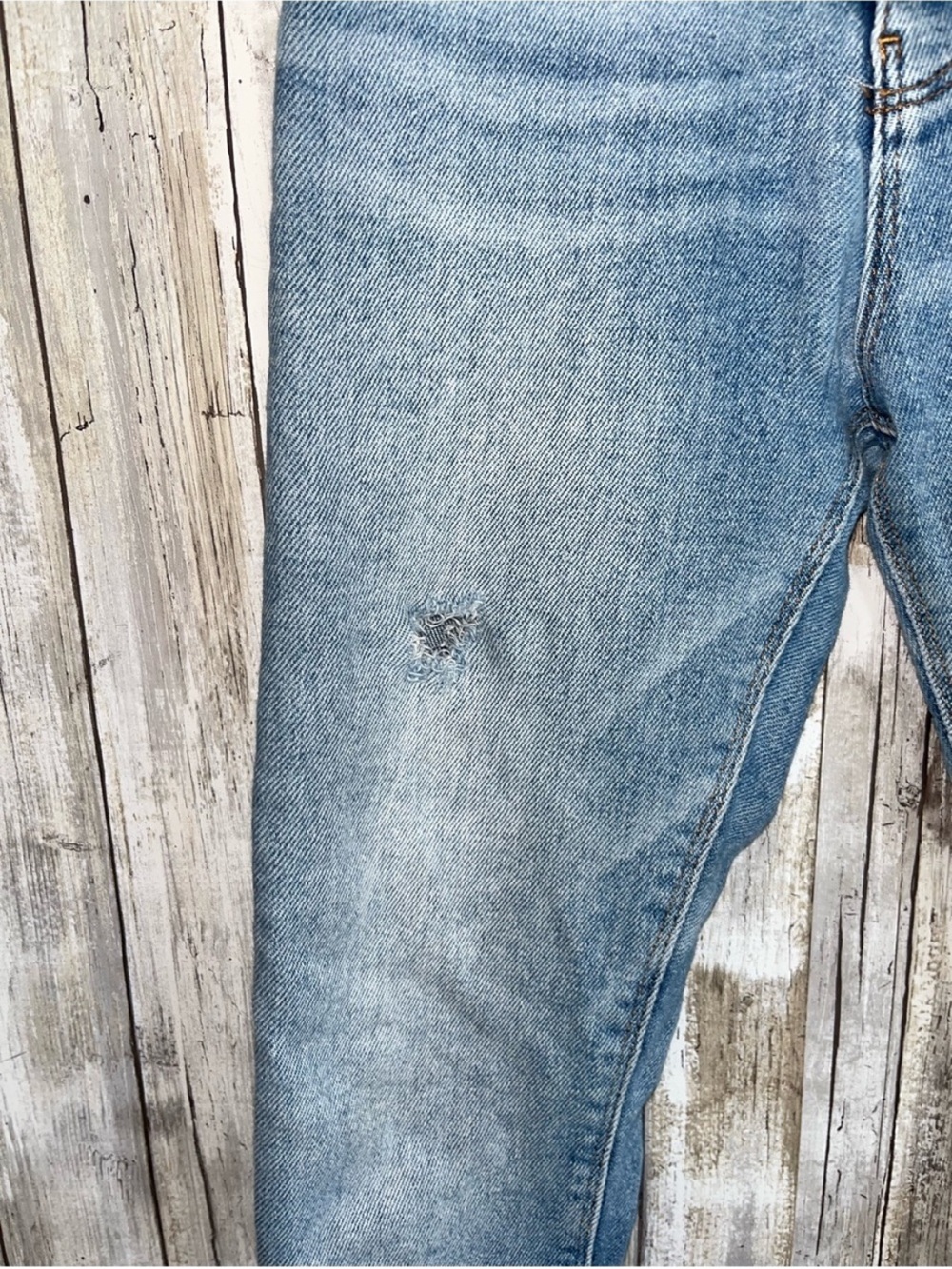 Zara High Rise Distressed Skinny Jeans Light Wash Raw Hem Size 4 - Picture 2 of 6